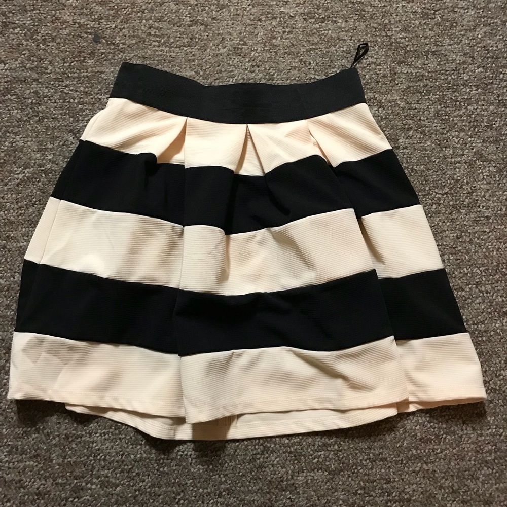 Black and cream striped skirt